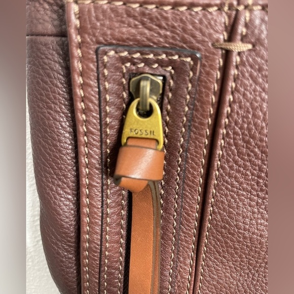 Fossil Morgan Traveler Brown Pebbled Leather Crossbody Purse - Picture 11 of 11